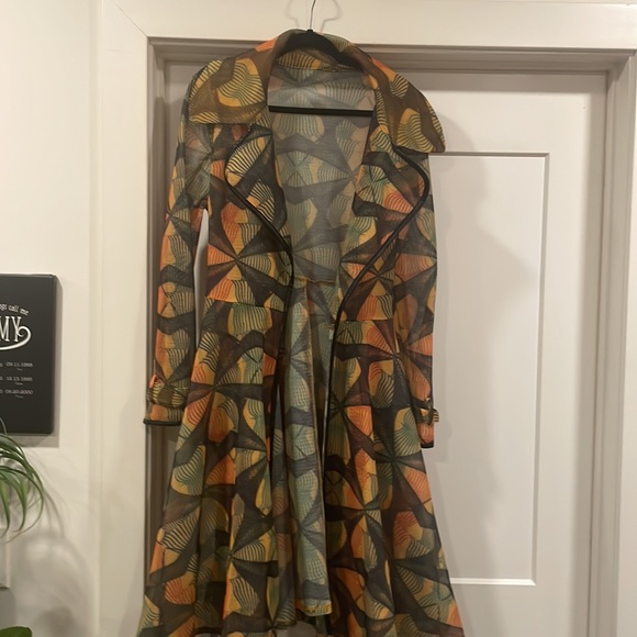 Clothing sneakers and shoes and pocketbooks - Picture 7 of 7